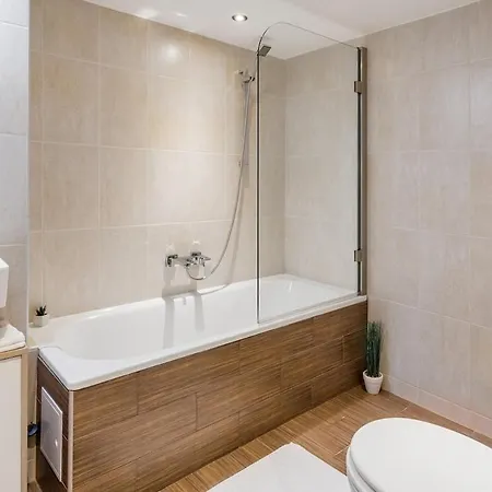 Appartement Redesigned Loft In Historic Building