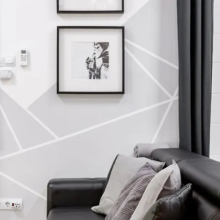 Redesigned Loft In Historic Building Apartment
